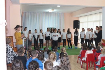 Посещение на децата от ОУ "Кулата" - ДГ 15 Звънче - Детска градина в град Казанлък