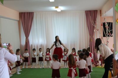 Баба Марта - ДГ 15 Звънче - Детска градина в град Казанлък