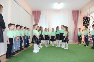 Баба Марта - ДГ 15 Звънче - Детска градина в град Казанлък