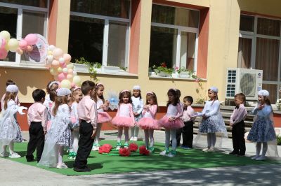 Празник на доброро - ДГ 15 Звънче - Детска градина в град Казанлък