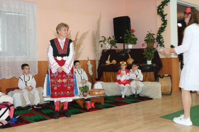 Лазаровден "Пробуждане" - ДГ 15 Звънче - Детска градина в град Казанлък