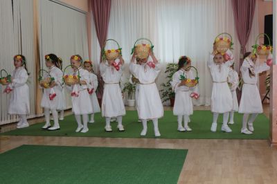Лазаровден "Пробуждане" - ДГ 15 Звънче - Детска градина в град Казанлък