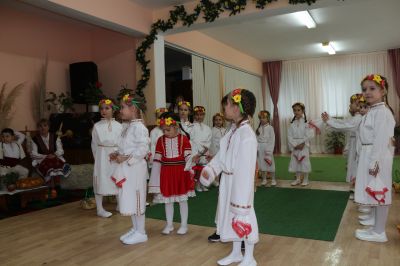 Лазаровден "Пробуждане" - ДГ 15 Звънче - Детска градина в град Казанлък