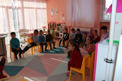Седмица на четенето - Група "Бонбони" 24.01.2024г. - ДГ 15 Звънче - Детска градина в град Казанлък