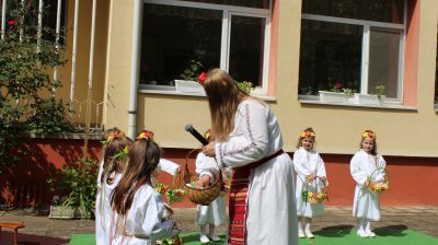 Празнична програма "Лазаруване"  24.04.2024г. - ДГ 15 Звънче - Детска градина в град Казанлък
