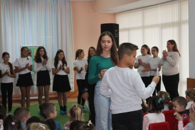 Посещение на децата от ОУ "Кулата" - ДГ 15 Звънче - Детска градина в град Казанлък